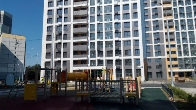 Детская площадка в тени ЖК "Отрадный"