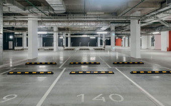 Паркинг в ЖК “Кронштадтский 14”