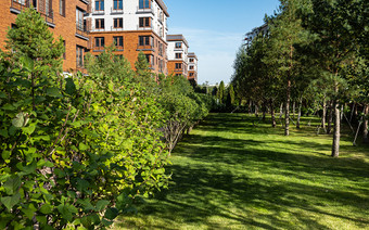 Двор во "Vnukovo Country Club"