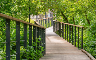 Озеленение в West Garden