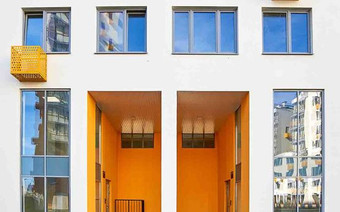 Вход в ЖК «Новокрасково»