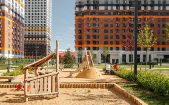 Детская площадка в ЖК "Дмитровский Парк"