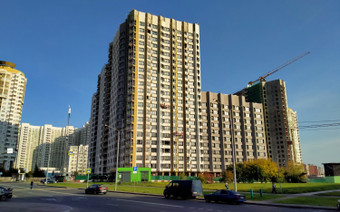 Вид сбоку на ЖК «Тополя»