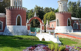 Территория комплекса ЖК "Nametkin Tower"