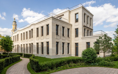 Новостройка ЖК Бескомпромиссный дом Лаврушинский, квартиры от застройщика