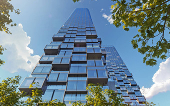 ЖК "River Park Towers Кутузовский" снизу