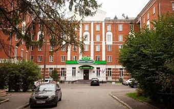 Вход  в ЖК Апарт-отель «Турист»