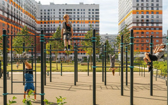 Спортивная площадка в ЖК "Дмитровский Парк"