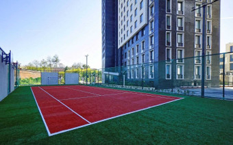 спортивная площадка