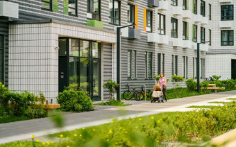 Придомовая территория ЖК "Бунинские луга"