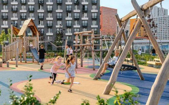Детская площадка в ЖК "Саларьево парк"
