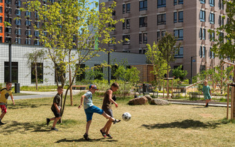 Игровая площадка в ЖК "Бунинские луга"